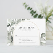 Modern Eukalyptus Gold Arch Wedding RSVP Karte (Stehend Vorderseite)