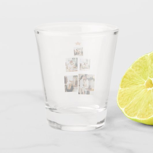 Modern Family Christmas Tree Foto With Star Schnapsglas (Rückseite)