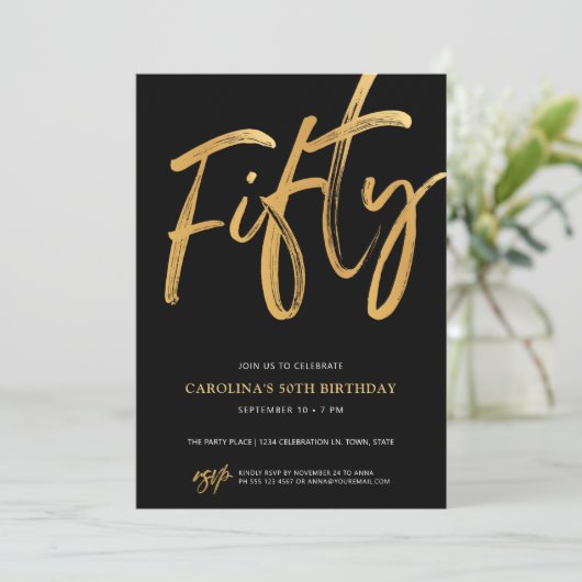 Modern Fifty Script Gold Black 50th Birthday Einladung (Stehend Vorderseite)