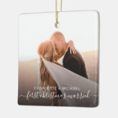 Modern First Christmas Married Photo Keramikornament (Links)
