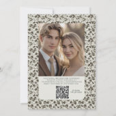 Modern Floral Black & White Wedding Invite QR Code Einladung (Rückseite)