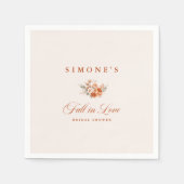 Modern Floral Fall In Love Bridal Shower  Serviette (Vorderseite)