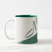 Modern Forest Green & Cream Signature Monogram Zweifarbige Tasse (Links)