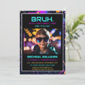 Modern Foto Gamer Neon Birthday Einladung (Stehend Vorderseite)