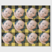 Modern Fun Gelb Kariert & Foto Wrapping Paper Geschenkpapier (Flach)