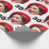 Modern Funny Face Geburtstagsgeschenk Geschenkpapier (Ecke)