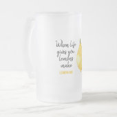 Modern Funny Lemon Yellow Zitat Mattglas Bierglas (Vorderseite Links)