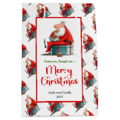 Modern funny santa gift bag red green festive edit mittlere geschenktüte (Vorderseite)