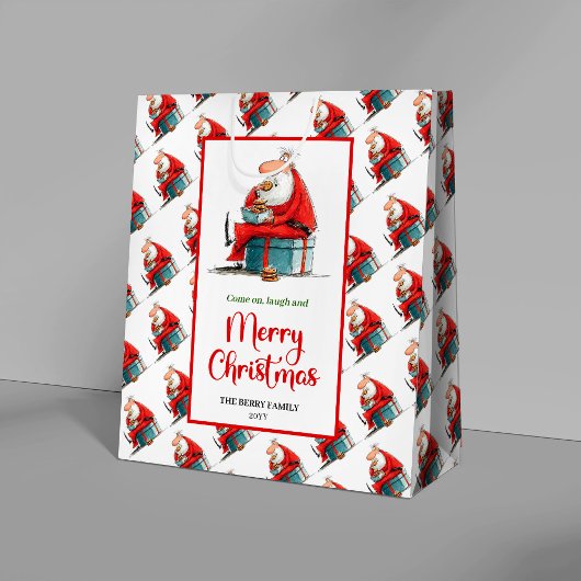 Modern funny santa gift bag red green festive edit mittlere geschenktüte