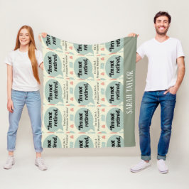 Modern Funny Sprichwort Retirement Name Mongram Fleecedecke