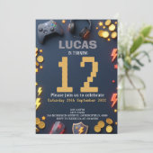 Modern Gaming Birthday Theme Einladung (Stehend Vorderseite)