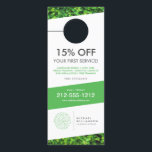 Modern Gardener Landscaping Shrub Logo weiß Türanhänger<br><div class="desc">Ein abstraktes grünes Strauchmotiv verankert Ihren Namen oder Firmennamen für ein einzigartiges Logo auf diesem individuell gestaltbaren Werbetürhaken für Landschaftsgärtner oder Gärtner. Aktualisieren Sie die Textfelder mit Ihrem eigenen einzigartigen Rabatt oder Angebot. Dieser doppelseitige Türhänger bietet viel Platz, um Ihre Dienstleistungen, Kontaktinformationen und weitere Details aufzulisten. Eine großartige Möglichkeit, Ihre...</div>