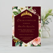 Modern Geo Burgundy Blush Floral Quinceanera Folieneinladung (Stehend vorne)