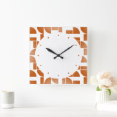 Modern Geometric Terracotta White Pattern Quadratische Wanduhr (Zuhause)