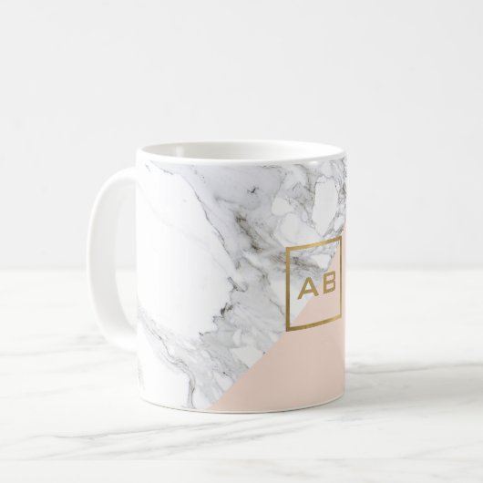 Modern geometrisches Marmor/rosa Monogramm-Logo Kaffeetasse (Vorderseite Links)