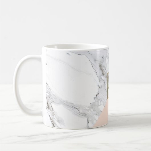 Modern geometrisches Marmor/rosa Monogramm-Logo Kaffeetasse (Links)