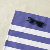 Modern gestreiftes Monogramm Strandtuch (Beispiel)