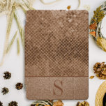 Modern Girl Chic Copper Gold Glitzer Name iPad Pro Cover<br><div class="desc">Modernes,  gürteliges und schicke Rose Gold/Kupfer Glitzer iPad Pro Cover personalisiert mit Ihrem Monogramm in einem modernen Serif-Schriftart.</div>