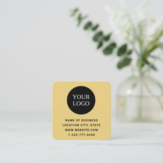 Modern Gold Custom Logo und QR Code Quadratische Visitenkarte (Stehend Vorderseite)