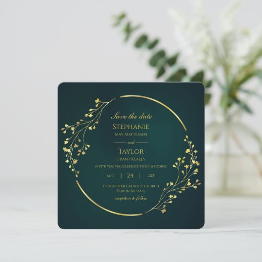 Modern Gold Eucalyptus Green Save the Date Einladung (Stehend Vorderseite)