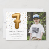 Modern Gold Foil Ballon 6. Geburtstag Foto Einladung (Vorderseite)