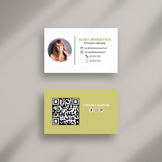 Modern Gold Minimalistisch QR Code Social Media Visitenkarte