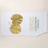 Modern Gold Monstera Blätter Bachelorette Strandtuch (Vorderseite)