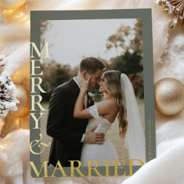 Modern Gold Sage Green Merry Married Photos Script Folien Feiertagskarte
