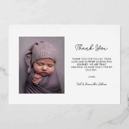 Modern Gold Script Baby Birth Announctions Card Folieneinladung (Rückseite)