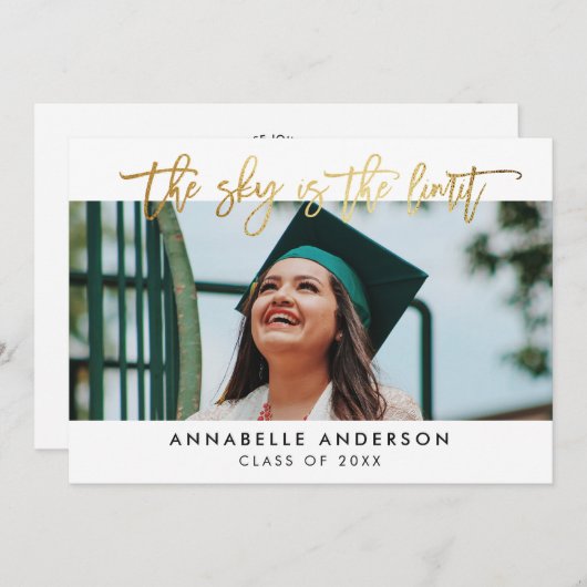 Modern Gold Script Sky ist der Limit Abschluss Einladung (Vorne/Hinten)