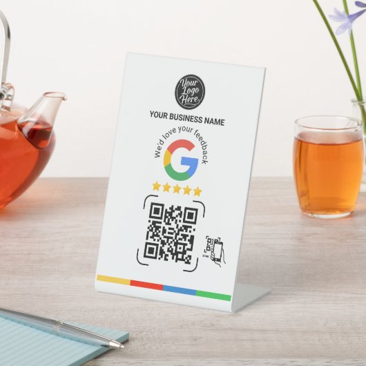 Modern Google Feedback QR Code White Sockelschild (In SItu)