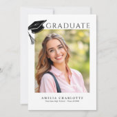 Modern Grad Cap Minimalist Graduation Photo Ankündigung (Vorderseite)