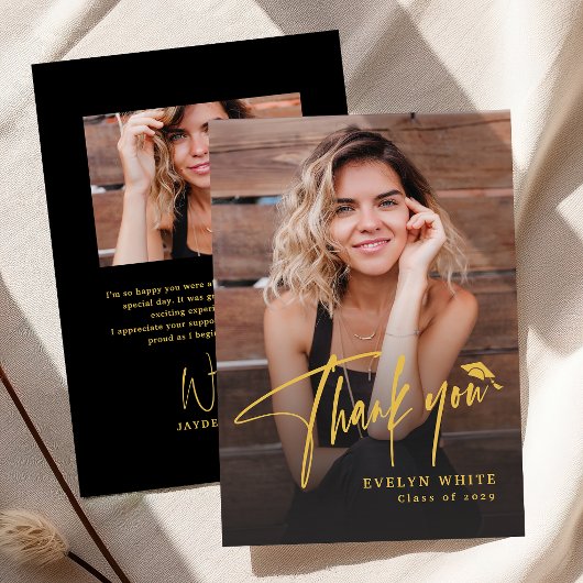 Modern Grad Cap Script Simple Photo Graduation Dankeskarte