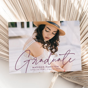 Modern Graduate Purple Script Foto Graduation Ankündigung
