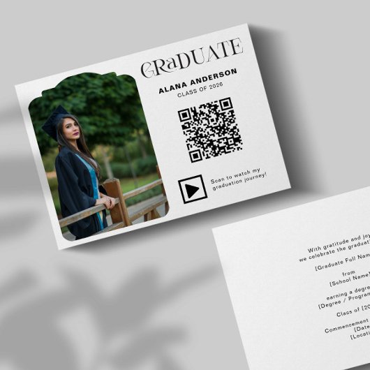Modern Graduation Photo QR Code Minimal Arch Video Ankündigung