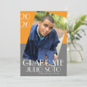 Modern Graduation Typography 2026 Photo Einladung (Stehend Vorderseite)