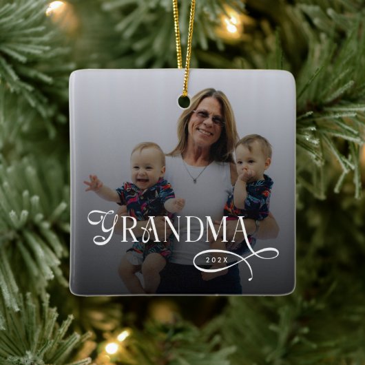 Modern Grandma Photo Personalized Keramikornament (Baum)