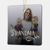 Modern Grandma Photo Personalized Keramikornament (Links)