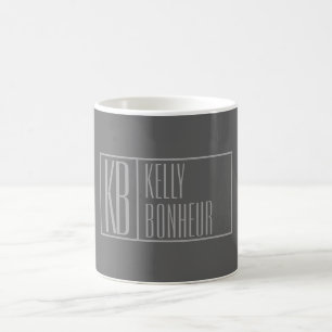Modern, grau auf dunkelgrau, Initials & Name Logo Kaffeetasse