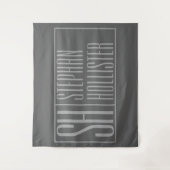 Modern, grau auf dunkelgrau, Initials & Name Logo Wandteppich (Vorderseite)