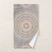 Modern Gray Gold Geometric Mandala Badhandtuch Set (Handtuch)
