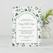 Modern Green Camp Bachelorette Weekend Einladung (Stehend Vorderseite)