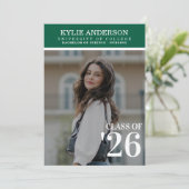 Modern Green College Graduation Senior Photo Einladung (Stehend Vorderseite)