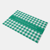 Modern Green Kariert Gingham Name Fußmatte (Schrägansicht)