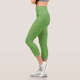 Modern Green mit Golden Koi Fish Capri Leggings
