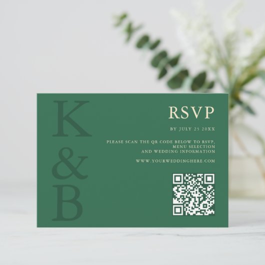 Modern Green Monogram Minimalist Wedding RSVP Karte (Stehend Vorderseite)