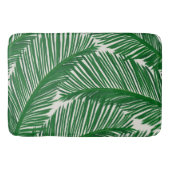 Modern Green Palm Leaf Tropical Pattern Badematte (Vorderseite)