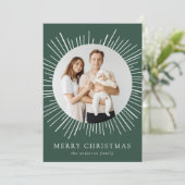 Modern Green Sunburst Frohe Weihnachten 2 Foto (Stehend Vorderseite)