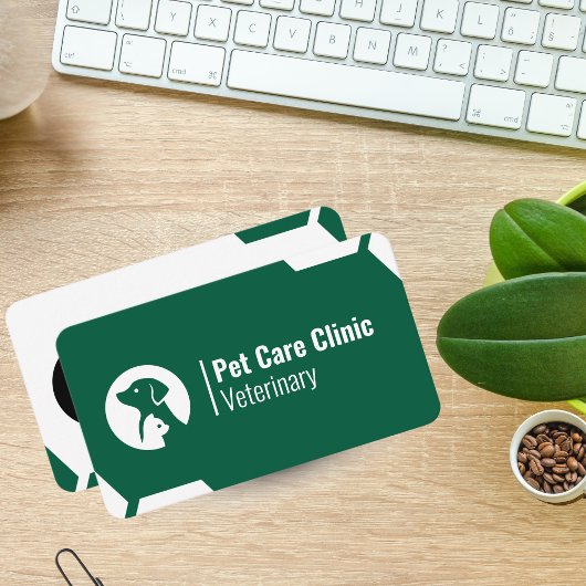 Modern Green Vet Clinic Business Card for Pet Car Visitenkarte