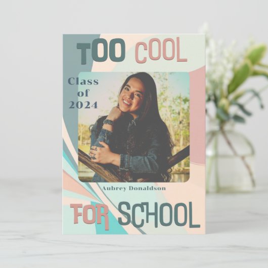 Modern Groovy Peach Aquamarin Aqua Retro Abschluss Ankündigung (Stehend Vorderseite)